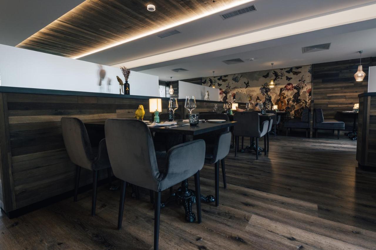 Christania Hotel Fiesch Ngoại thất bức ảnh